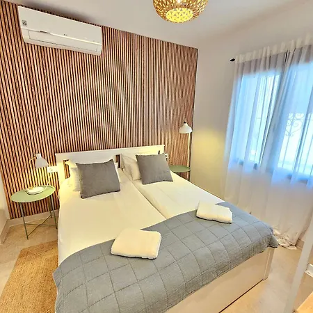 Apart-hotel De La Huerta 2*